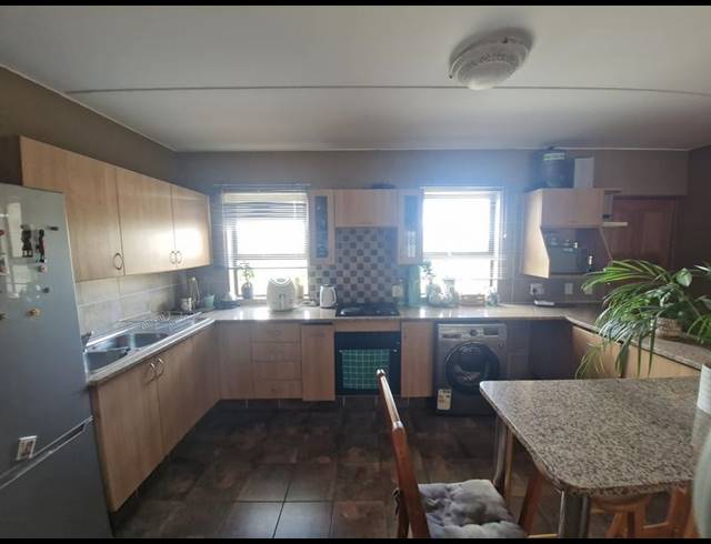 2 BEDROOM APARTMENT FOR SALE IN GOSFORTH PARK